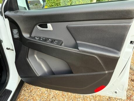 Kia Sportage 1.7 CRDi EcoDynamics 3 2WD Euro 5 (s/s) 5dr 24