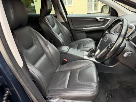 Volvo XC60 2.4 D5 SE Lux Nav Geartronic AWD Euro 5 5dr 21