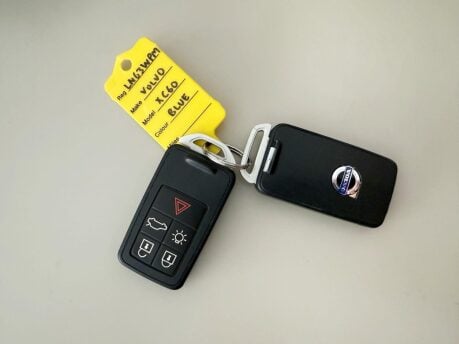 Volvo XC60 2.4 D5 SE Lux Nav Geartronic AWD Euro 5 5dr 25