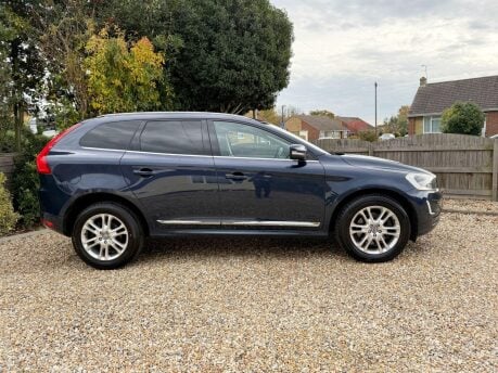 Volvo XC60 2.4 D5 SE Lux Nav Geartronic AWD Euro 5 5dr 4
