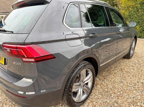 Volkswagen Tiguan 2.0 TDI Match DSG 4Motion Euro 6 (s/s) 5dr 8