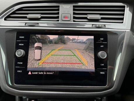 Volkswagen Tiguan 2.0 TDI Match DSG 4Motion Euro 6 (s/s) 5dr 18