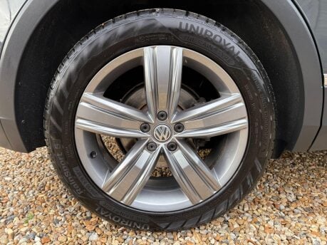 Volkswagen Tiguan 2.0 TDI Match DSG 4Motion Euro 6 (s/s) 5dr 14