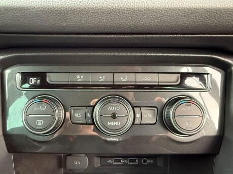 Volkswagen Tiguan 2.0 TDI Match DSG 4Motion Euro 6 (s/s) 5dr 19