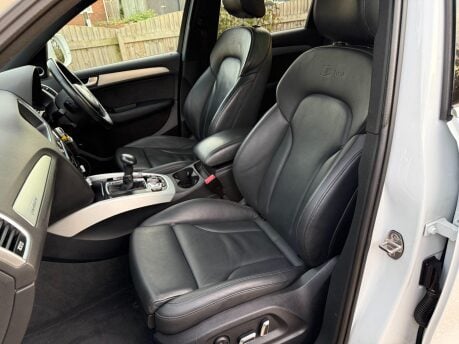 Audi Q5 2.0 TDI S line Plus S Tronic quattro Euro 6 (s/s) 5dr 27