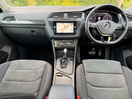 Volkswagen Tiguan 2.0 TDI SEL DSG Euro 6 (s/s) 5dr 29