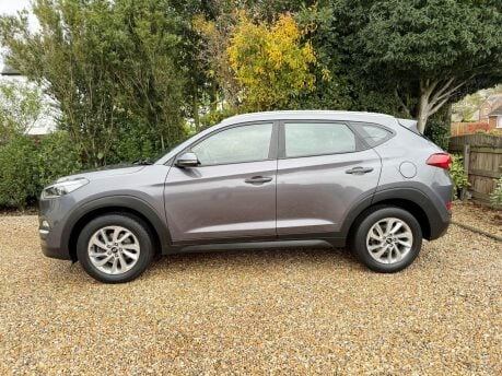 Hyundai TUCSON 1.7 CRDi Blue Drive SE Nav Euro 6 (s/s) 5dr 3