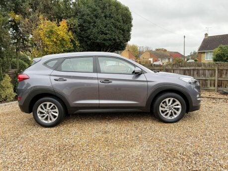 Hyundai TUCSON 1.7 CRDi Blue Drive SE Nav Euro 6 (s/s) 5dr 4