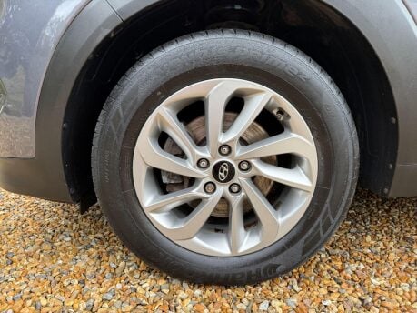 Hyundai TUCSON 1.7 CRDi Blue Drive SE Nav Euro 6 (s/s) 5dr 13