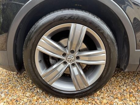 Volkswagen Tiguan 2.0 TDI SEL DSG 4Motion Euro 6 (s/s) 5dr 14