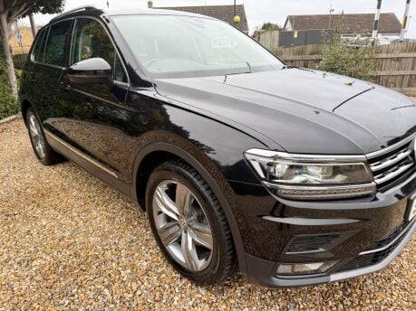 Volkswagen Tiguan 2.0 TDI SEL DSG 4Motion Euro 6 (s/s) 5dr 9