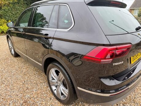 Volkswagen Tiguan 2.0 TDI SEL DSG 4Motion Euro 6 (s/s) 5dr 12