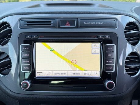 Volkswagen Tiguan 2.0 TDI BlueMotion Tech Match DSG 4WD Euro 5 (s/s) 5dr 22