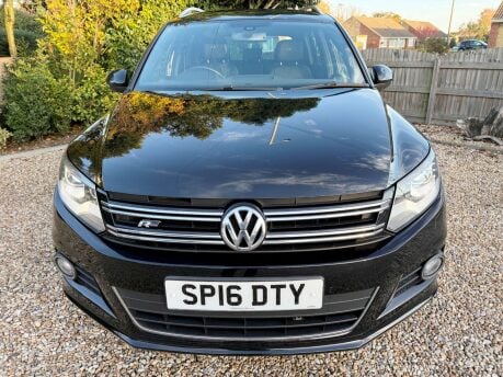 Volkswagen Tiguan 2.0 TDI BlueMotion Tech R-Line Edition 4WD Euro 6 (s/s) 5dr 8