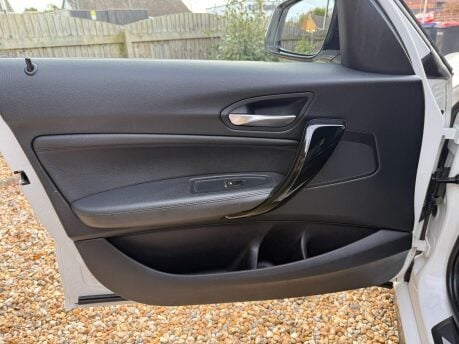 BMW 1 Series 3.0 M140i Auto Euro 6 (s/s) 5dr 30