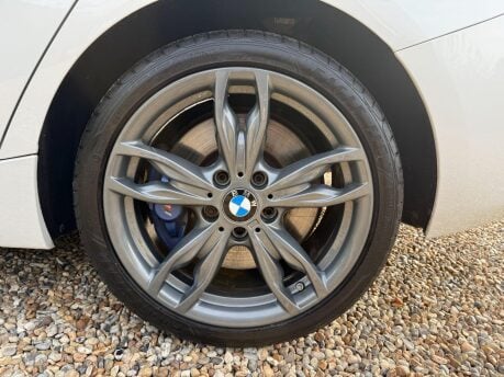 BMW 1 Series 3.0 M140i Auto Euro 6 (s/s) 5dr 13