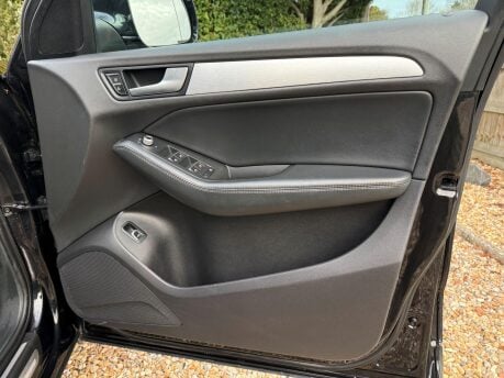 Audi Q5 2.0 TDI S line Plus S Tronic quattro Euro 5 (s/s) 5dr 24