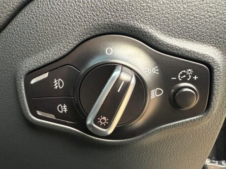 Audi Q5 2.0 TDI S line Plus S Tronic quattro Euro 5 (s/s) 5dr 21