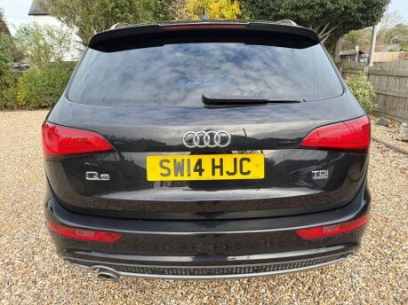 Audi Q5 2.0 TDI S line Plus S Tronic quattro Euro 5 (s/s) 5dr 9