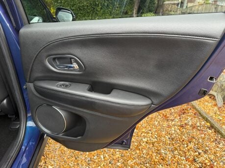 Honda HR-V 1.5 i-VTEC EX CVT Euro 6 (s/s) 5dr 34