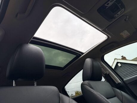 Honda HR-V 1.5 i-VTEC EX CVT Euro 6 (s/s) 5dr 3