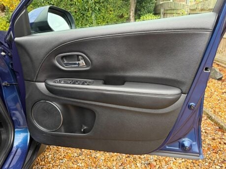 Honda HR-V 1.5 i-VTEC EX CVT Euro 6 (s/s) 5dr 32