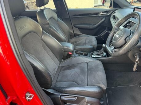 Audi Q3 2.0 TDI Black Edition S Tronic quattro Euro 6 (s/s) 5dr 27