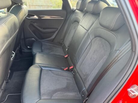 Audi Q3 2.0 TDI Black Edition S Tronic quattro Euro 6 (s/s) 5dr 33