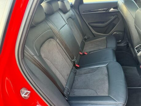 Audi Q3 2.0 TDI Black Edition S Tronic quattro Euro 6 (s/s) 5dr 29