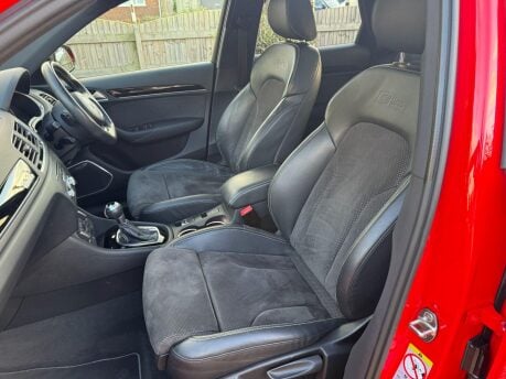 Audi Q3 2.0 TDI Black Edition S Tronic quattro Euro 6 (s/s) 5dr 31