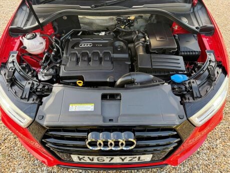 Audi Q3 2.0 TDI Black Edition S Tronic quattro Euro 6 (s/s) 5dr 17