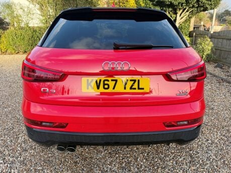 Audi Q3 2.0 TDI Black Edition S Tronic quattro Euro 6 (s/s) 5dr 11