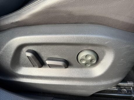 Volkswagen Tiguan 2.0 TDI BlueMotion Tech R-Line Edition 4WD Euro 6 (s/s) 5dr 24