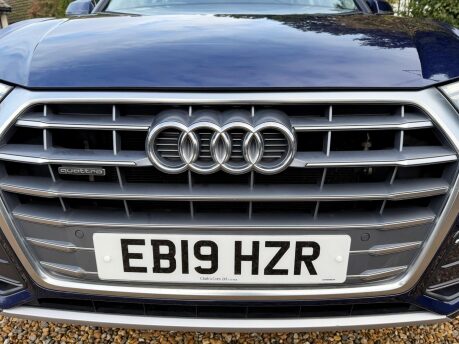 Audi Q5 2.0 TDI 40 Sport S Tronic quattro Euro 6 (s/s) 5dr 11