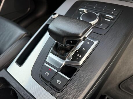 Audi Q5 2.0 TDI 40 Sport S Tronic quattro Euro 6 (s/s) 5dr 24