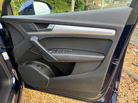 Audi Q5 2.0 TDI 40 Sport S Tronic quattro Euro 6 (s/s) 5dr 31