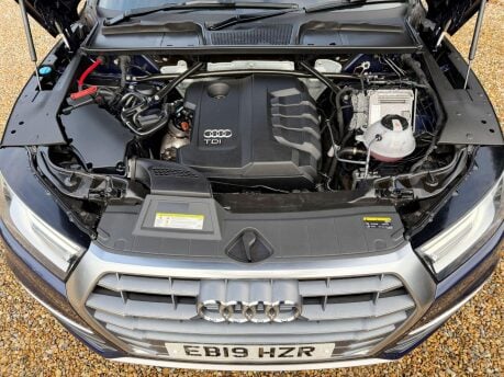 Audi Q5 2.0 TDI 40 Sport S Tronic quattro Euro 6 (s/s) 5dr 12