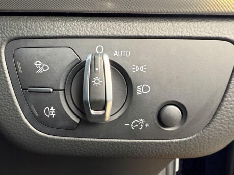 Audi Q5 2.0 TDI 40 Sport S Tronic quattro Euro 6 (s/s) 5dr 27