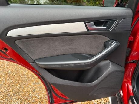 Audi Q5 2.0 TDI S line Plus SUV 5dr Diesel S Tronic quattro Euro 6 (s/s) (190 ps) 36