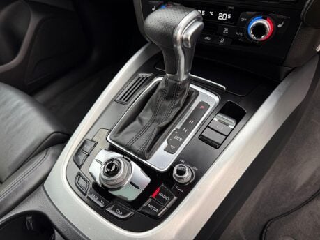 Audi Q5 2.0 TDI S line Plus SUV 5dr Diesel S Tronic quattro Euro 6 (s/s) (190 ps) 24