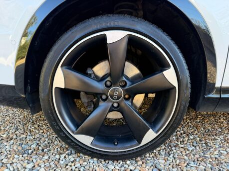 Audi Q3 2.0 TDI Black Edition Euro 6 (s/s) 5dr 14