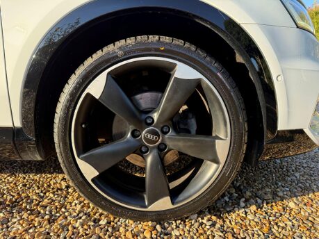 Audi Q3 2.0 TDI Black Edition Euro 6 (s/s) 5dr 15