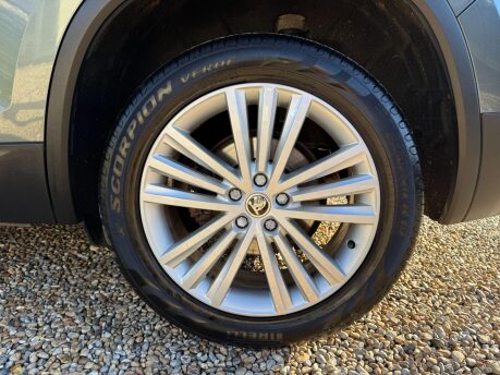 Skoda Kodiaq 2.0 TDI SE L DSG 4WD Euro 6 (s/s) 5dr (7 Seat) 11