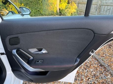 Mercedes-Benz A Class 1.3 A200 AMG Line (Premium Plus) 7G-DCT Euro 6 (s/s) 5dr 32