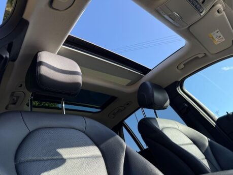 Mercedes-Benz GLC 2.1 GLC220d Sport (Premium) G-Tronic 4MATIC Euro 6 (s/s) 5dr 3