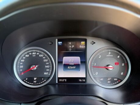 Mercedes-Benz GLC 2.1 GLC220d Sport (Premium) G-Tronic 4MATIC Euro 6 (s/s) 5dr 13