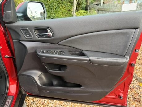 Honda CR-V 2.0 i-VTEC EX Auto 4WD Euro 6 5dr 24
