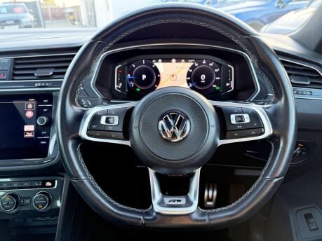 Volkswagen Tiguan 2.0 TDI R-Line Tech DSG Euro 6 (s/s) 5dr 18
