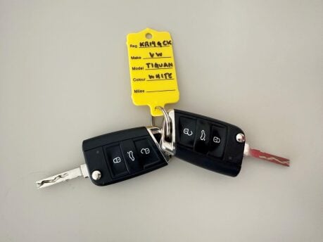 Volkswagen Tiguan 2.0 TDI R-Line Tech DSG Euro 6 (s/s) 5dr 40