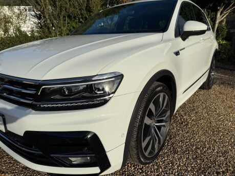 Volkswagen Tiguan 2.0 TDI R-Line Tech DSG Euro 6 (s/s) 5dr 6